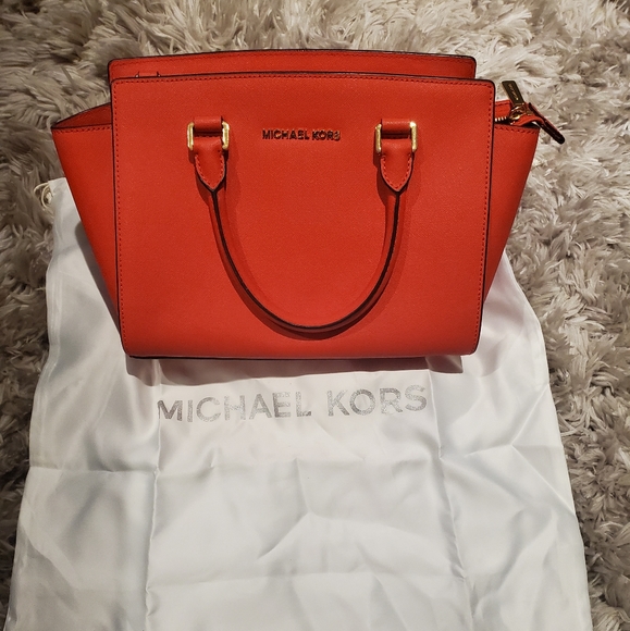 Michael kors medium Satchel - Picture 2 of 4